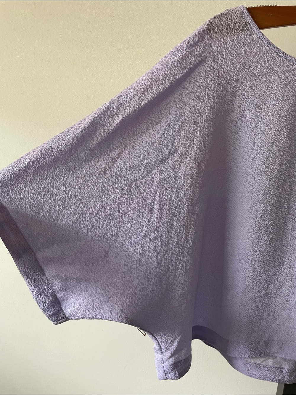 NWT Babaton Blayze Blouse Lagenlook Crepe Lilac Purple Lavendar Oversized - Picture 4 of 7